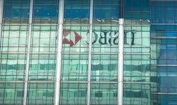 HSBC's Canary Wharf trading floor still open despite virus scare