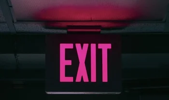 a sign that says exit