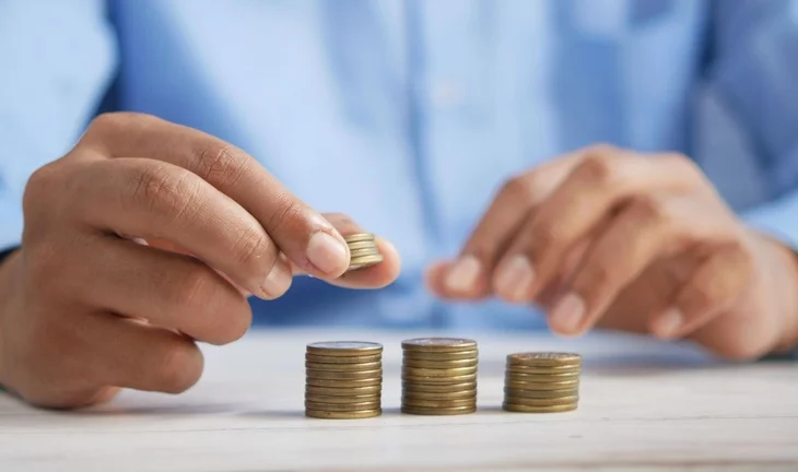 Hedge fund AQR raised UK pay despite falling revenues