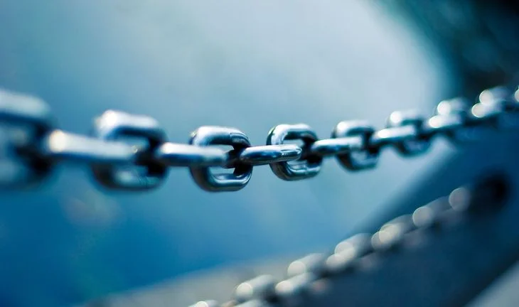 As cryptos cut back, banks in Singapore seek blockchain skills