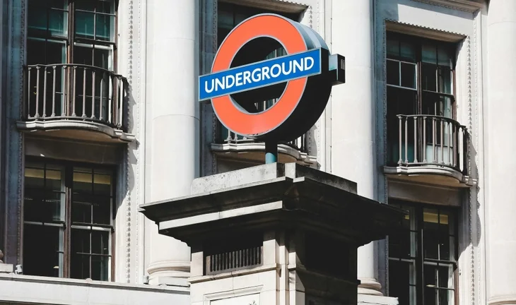 Bank Station Sign