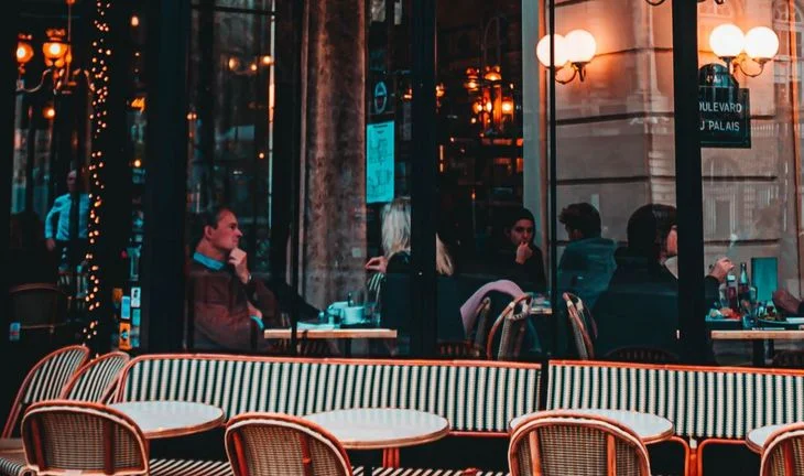 Morning Coffee: Top German banker confesses colleagues' preference for Paris. The happiest 240 people in hedge funds