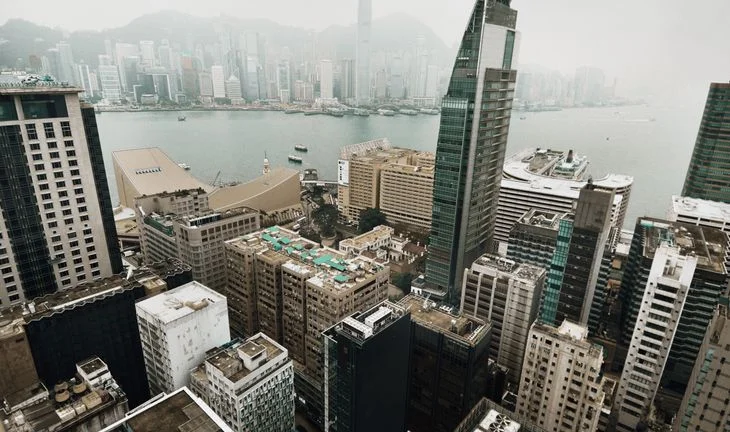 Asian bonus expectations rise at UBS after 97 private bankers depart