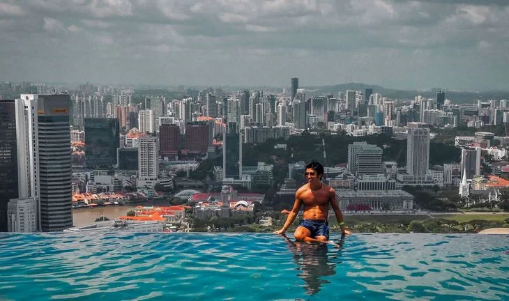 The Singapore banking jobs paying you S$10k a month after just three years